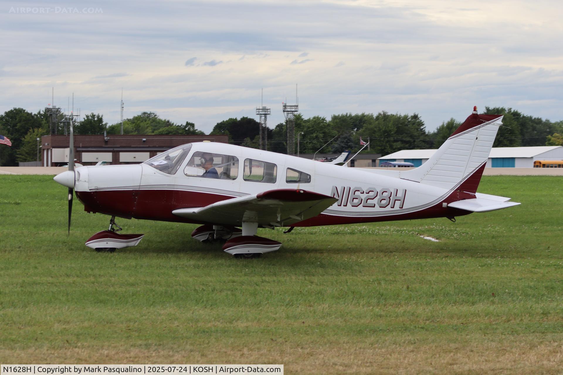 N1628H, 1977 Piper PA-28-161 Warrior C/N 28-7716029, Piper PA-28-161