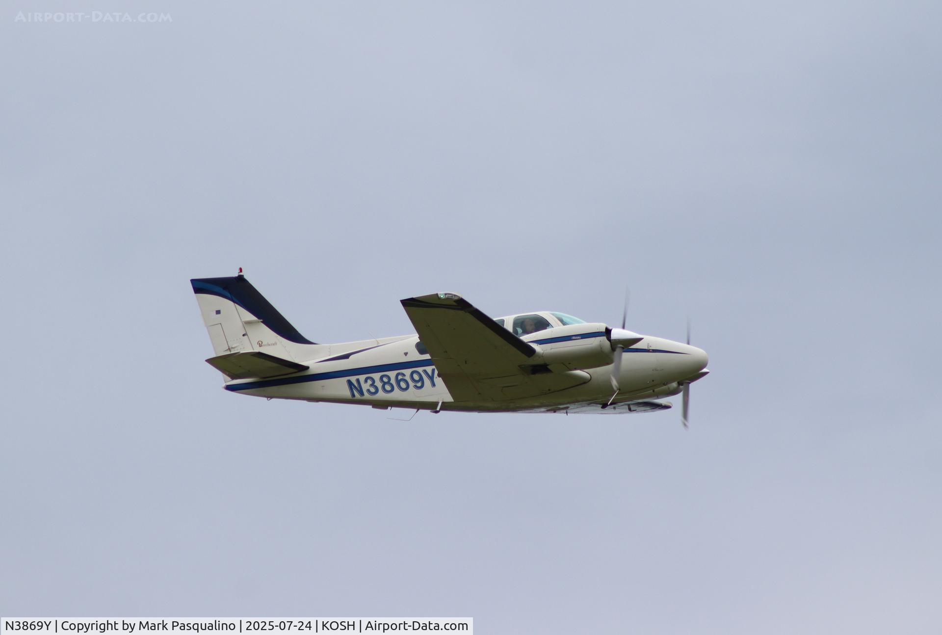 N3869Y, 1981 Beech 95-B55 (T42A) Baron C/N TC-2388, Beech B55
