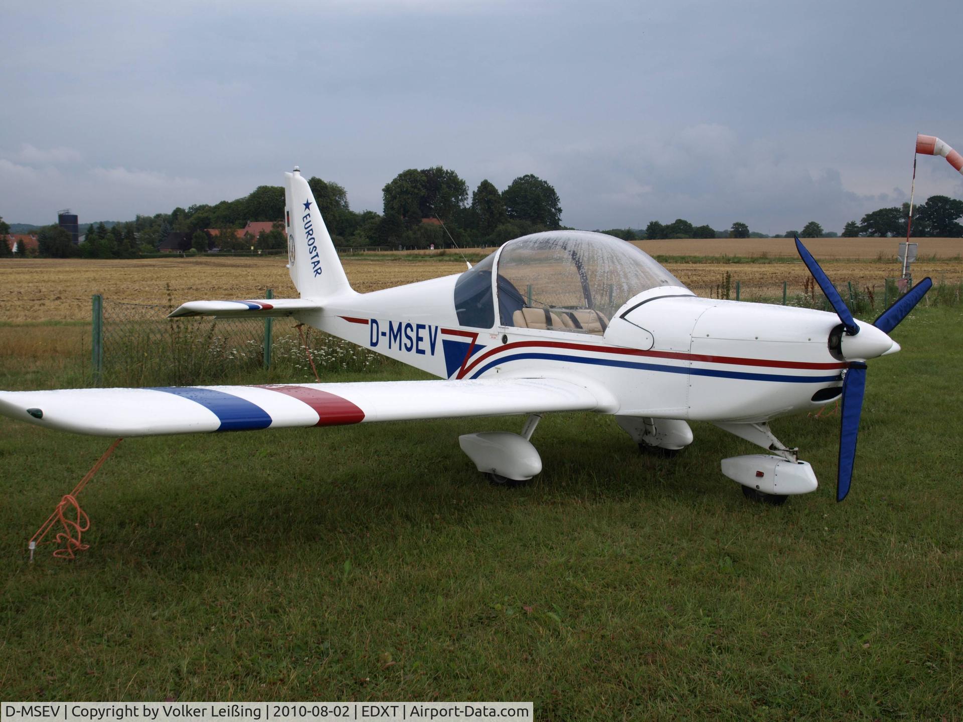 D-MSEV, 1999 Evektor-Aerotechnik EV-97 Eurostar C/N 99-0501, parking