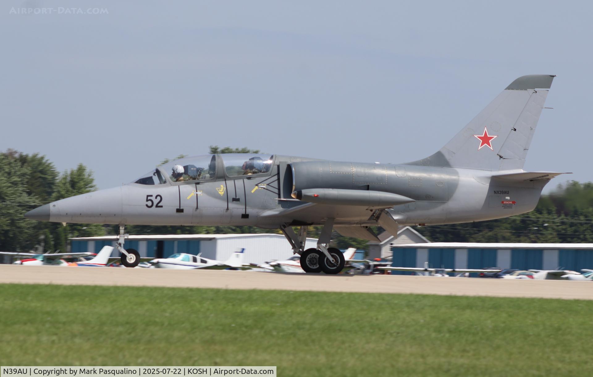 N39AU, 1980 Aero L-39 Albatros C/N 031603, Aero L-39