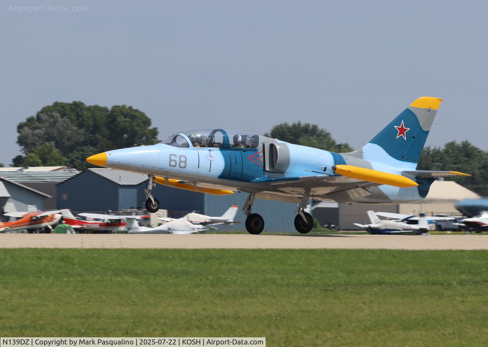 N139DZ, 1990 Aero L-39C Albatros C/N 035118, Aero L-39C