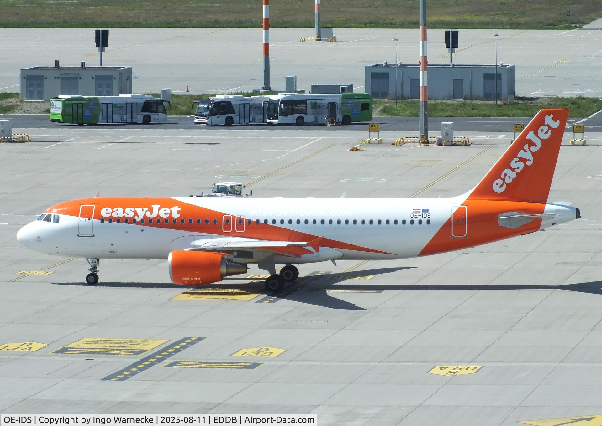 OE-IDS, 2015 Airbus A320-214 C/N 6674, Airbus A320-214 of easyJet at Berlin-Brandenburg airport