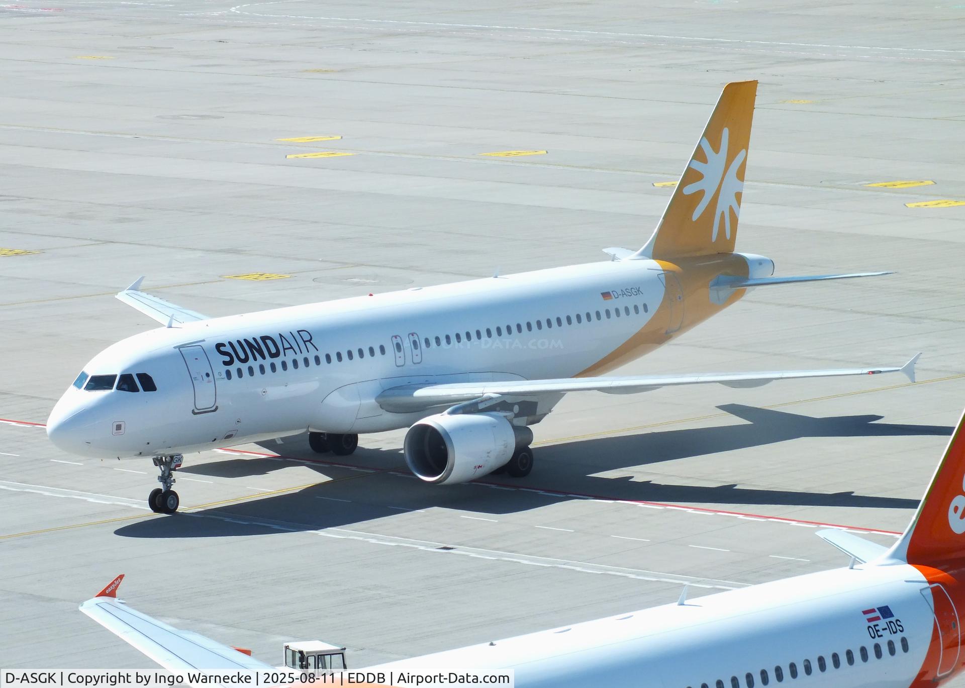 D-ASGK, 2006 Airbus A320-214 C/N 2668, Airbus A320-214 of Sundair at Berlin-Brandenburg airport