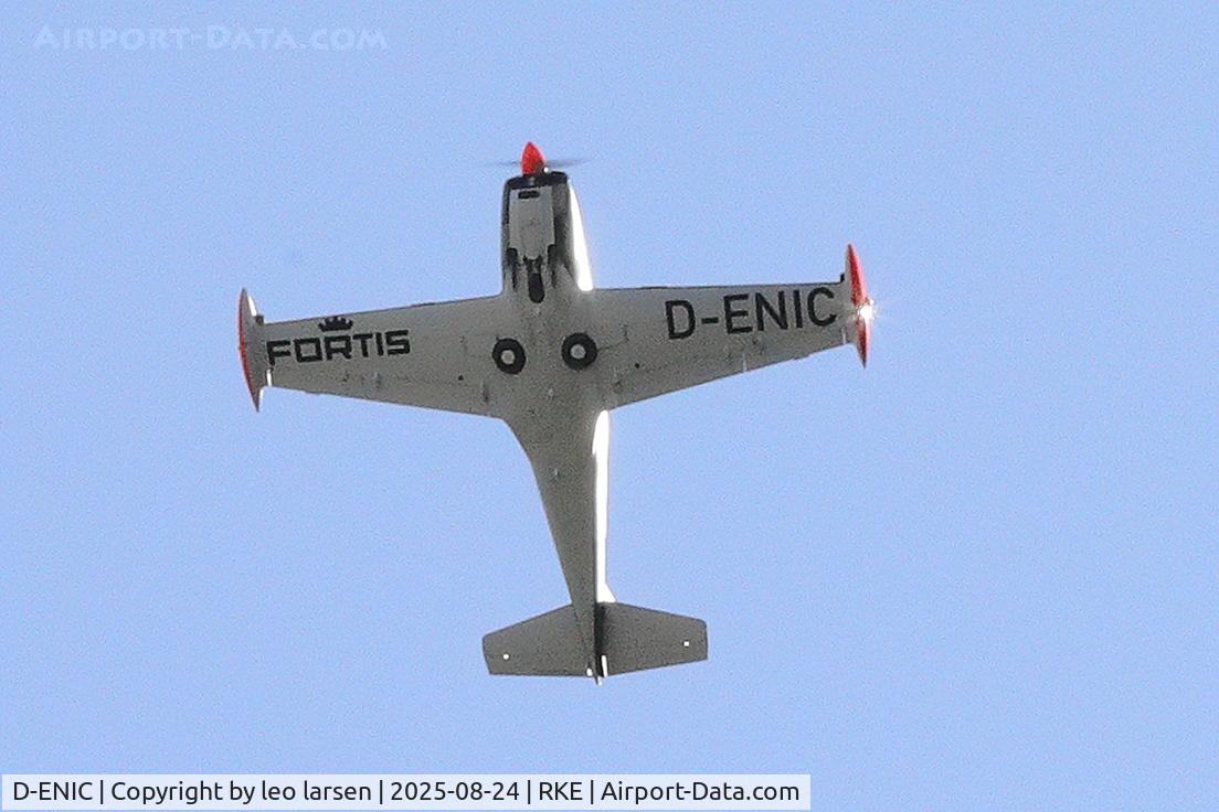 D-ENIC, 1971 SIAI-Marchetti SF-260 C/N 2-51, Roskilde Air Show 24.8.2025