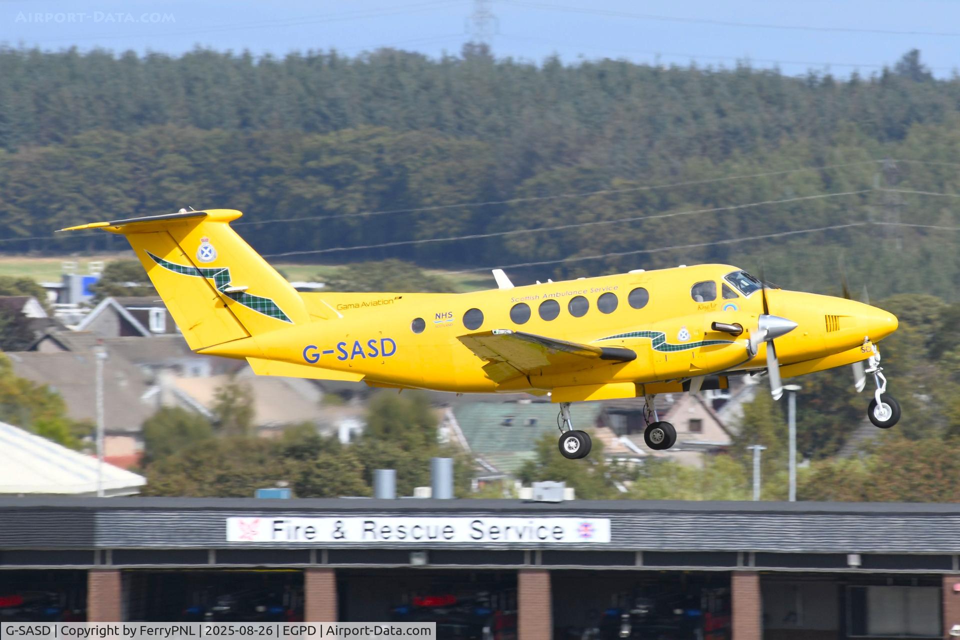 G-SASD, 2005 Beech B200C Super King Air King Air C/N BL-151, Gamma Aviation Be200 departing for Kirkwall