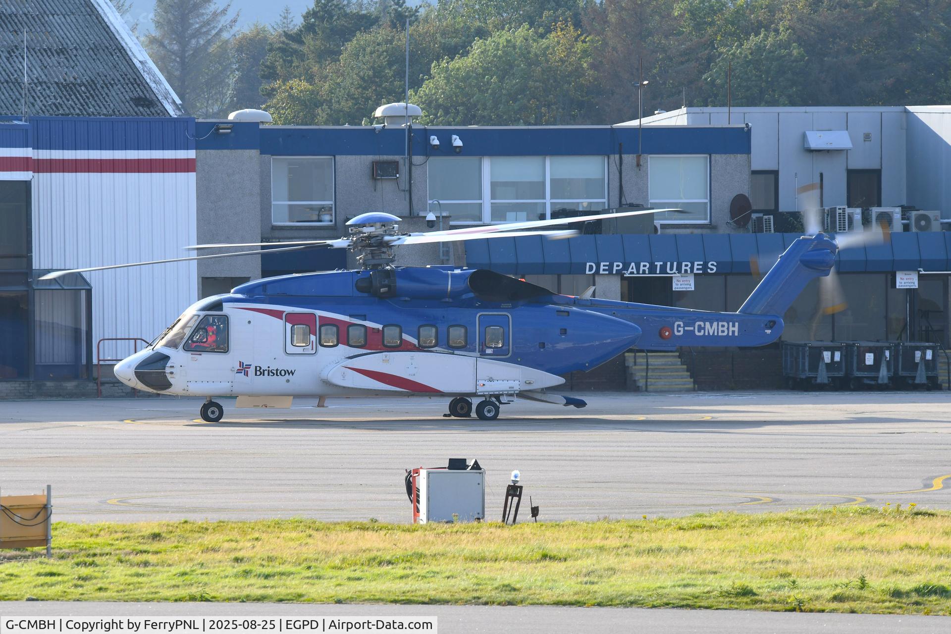 G-CMBH, 2015 Sikorsky S-92A C/N 920288, Bristow S-92A in front of its hangar