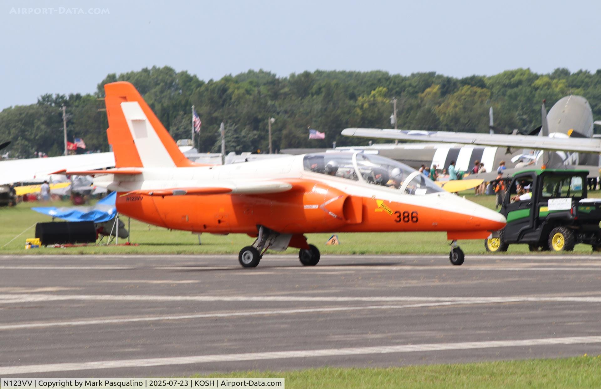 N123VV, SIAI-Marchetti S-211 C/N 010/02-007, SIAI-Marchetti S-211