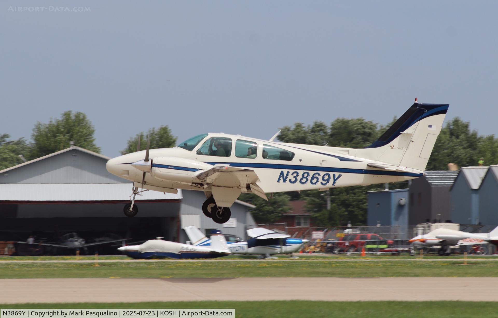N3869Y, 1981 Beech 95-B55 (T42A) Baron C/N TC-2388, Beech B55