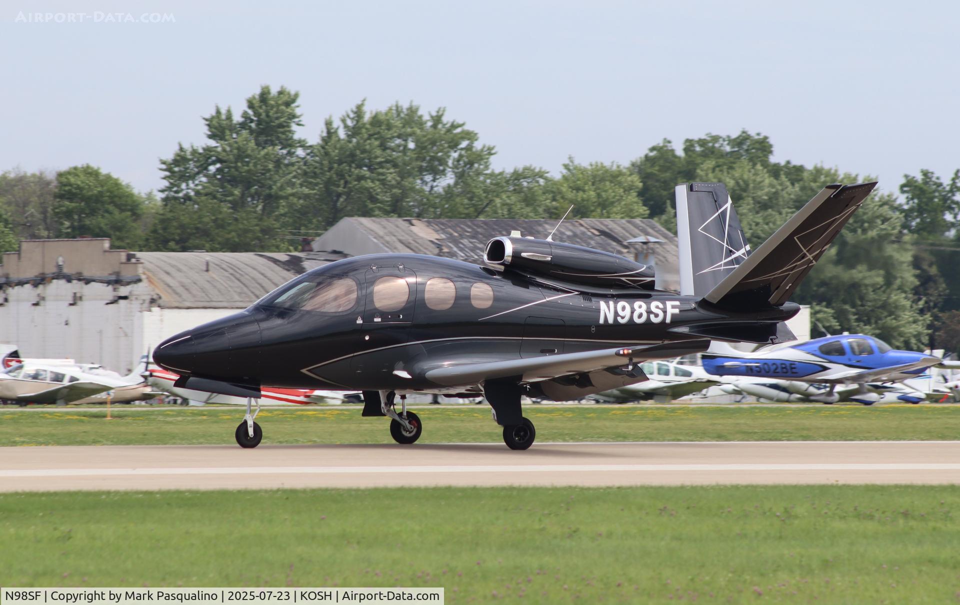 N98SF, 2025 Cirrus SF50 C/N 0639, Cirrus SF50