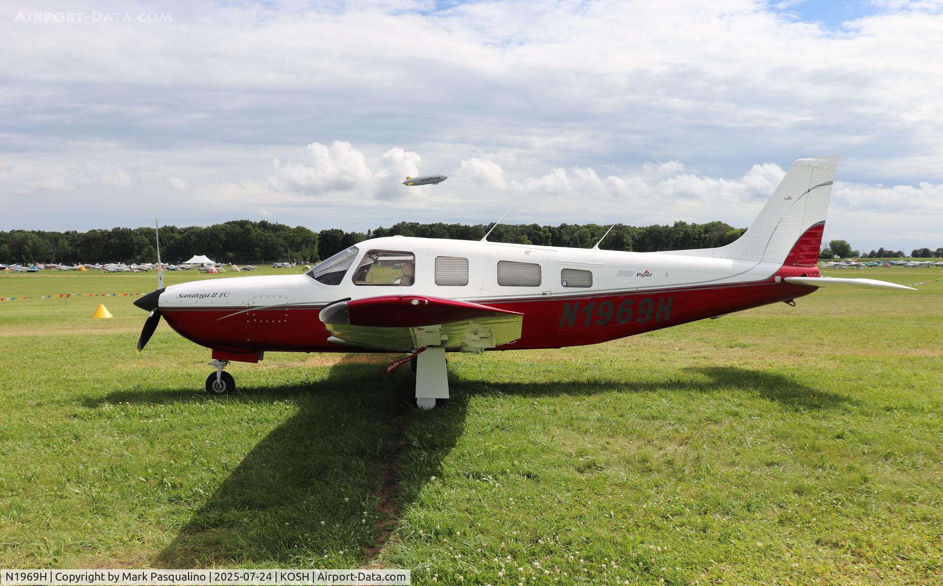 N1969H, 1998 Piper PA-32R-301T Turbo Saratoga C/N 3257066, Piper PA-32R-301T