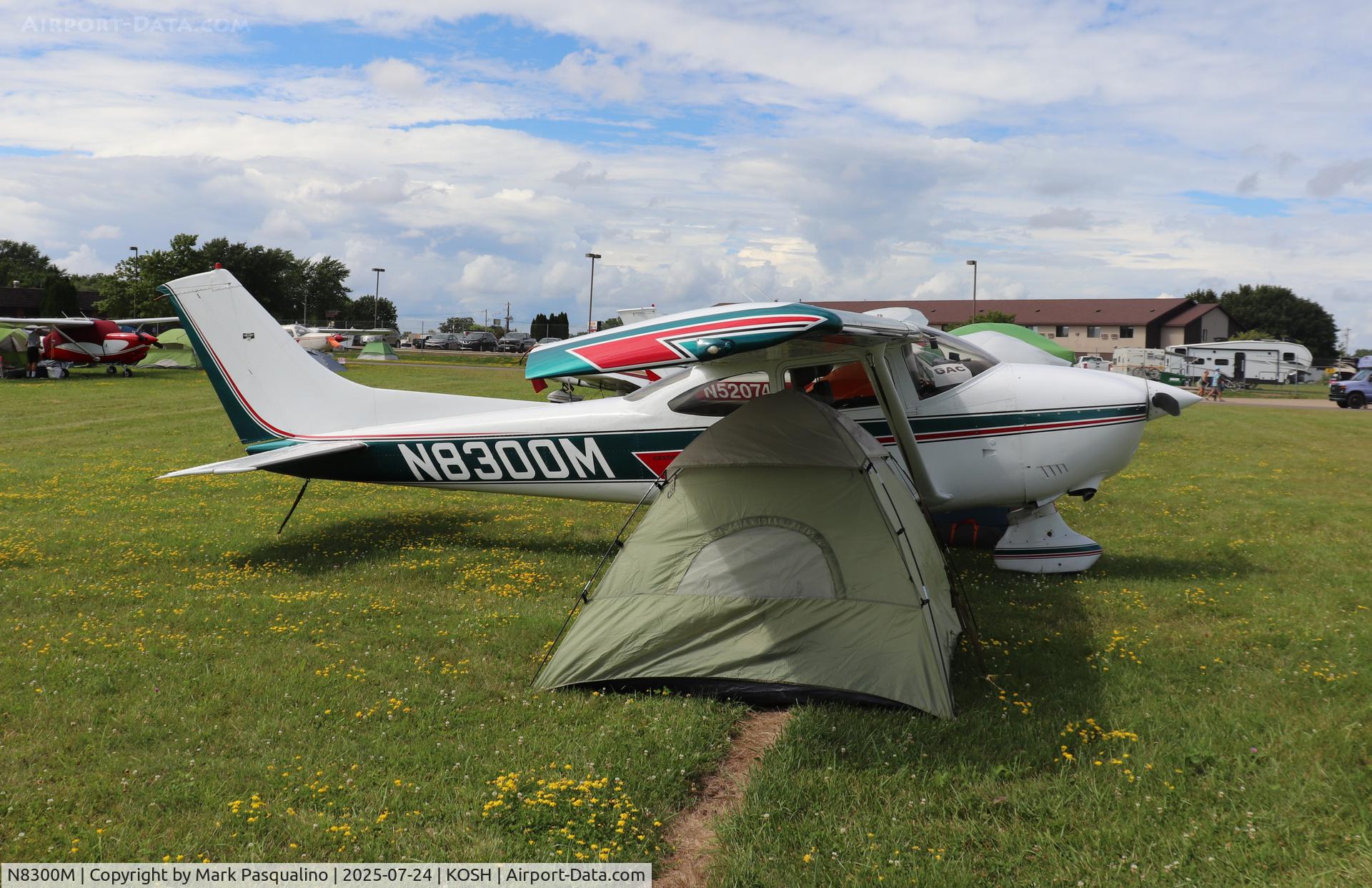 N8300M, 1976 Cessna 182P Skylane C/N 18264583, Cessna 182P