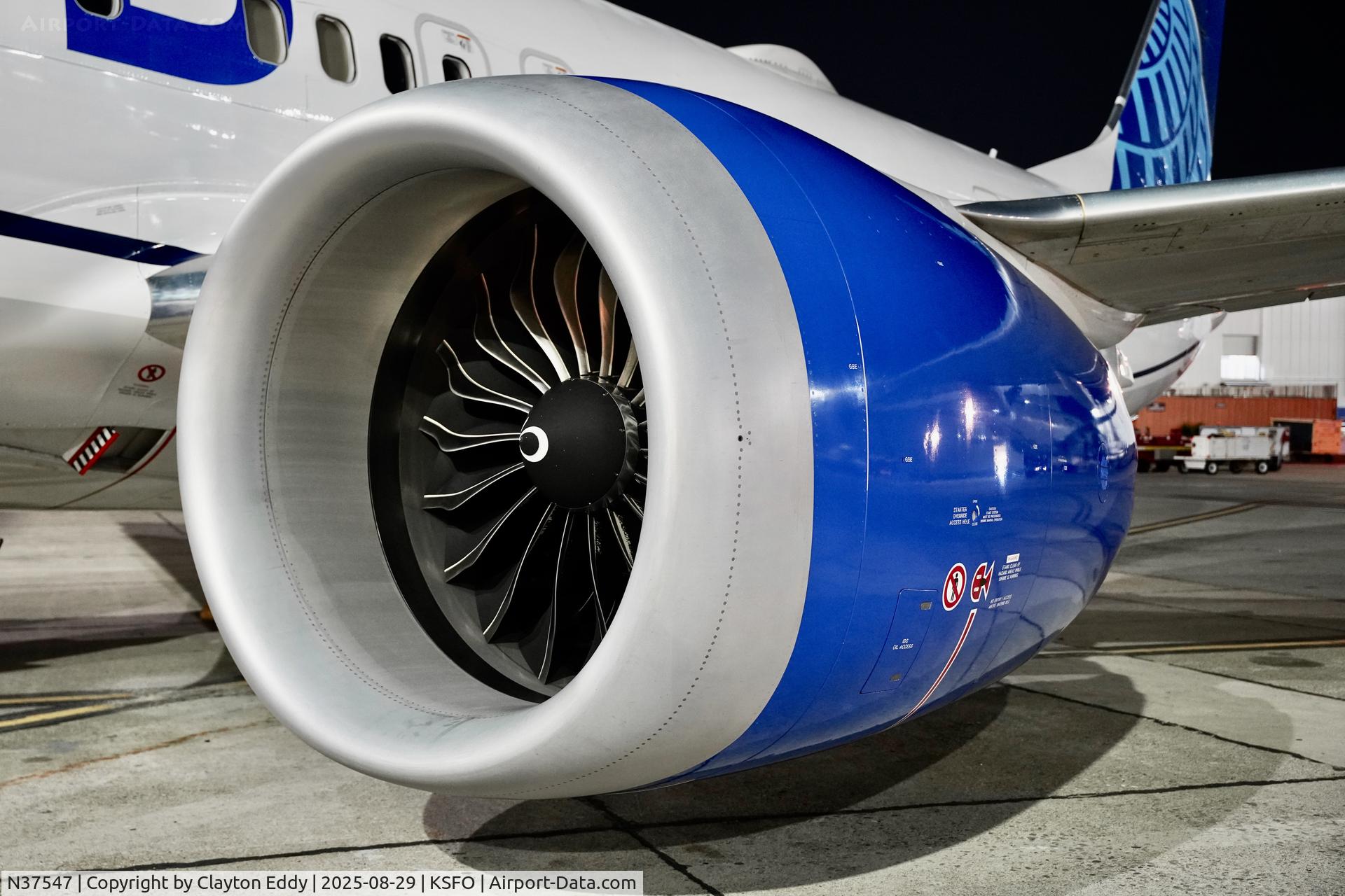 N37547, 2022 Boeing 737-9 MAX C/N 64477, SfO 2025