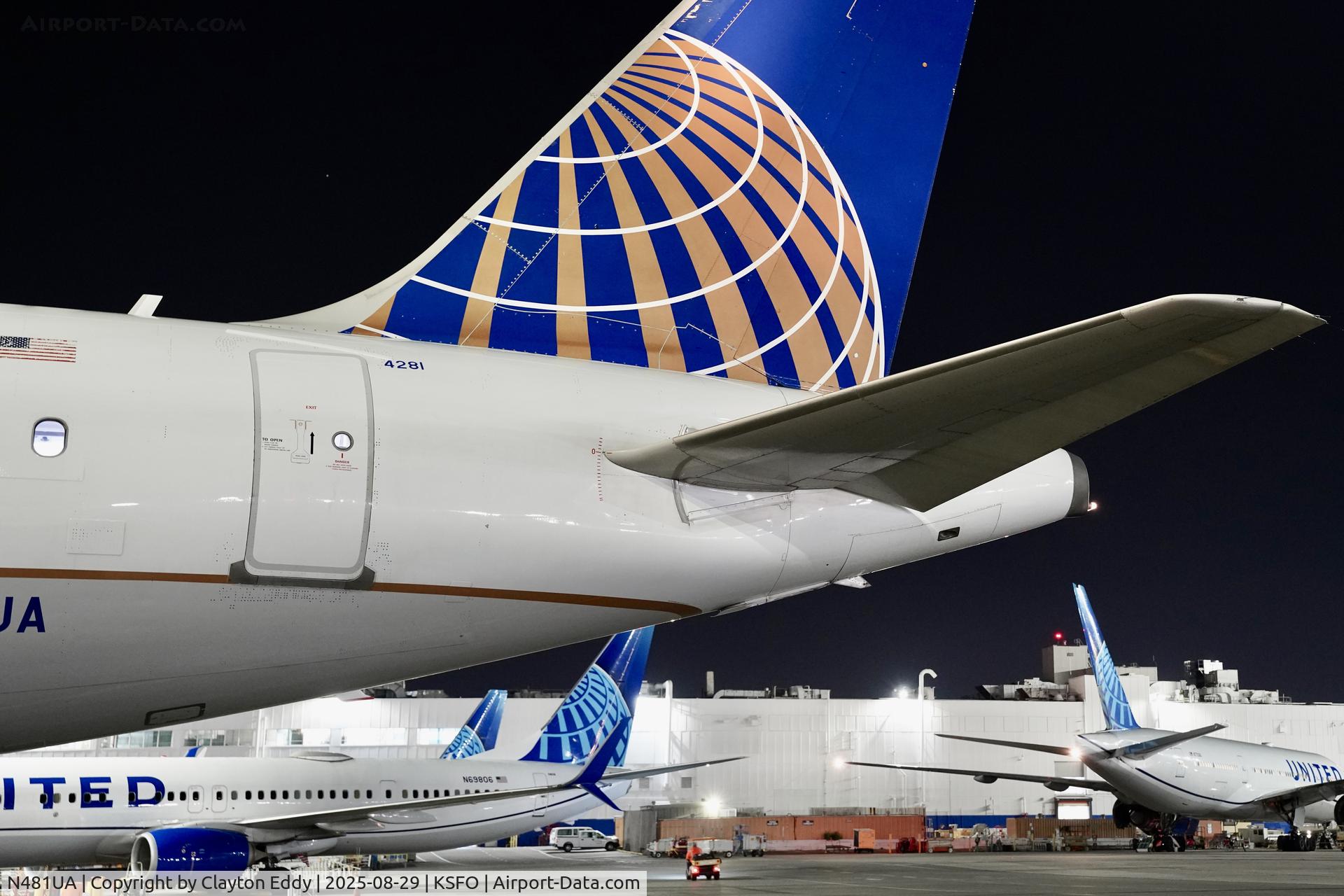 N481UA, 2001 Airbus A320-232 C/N 1559, SfO 2025