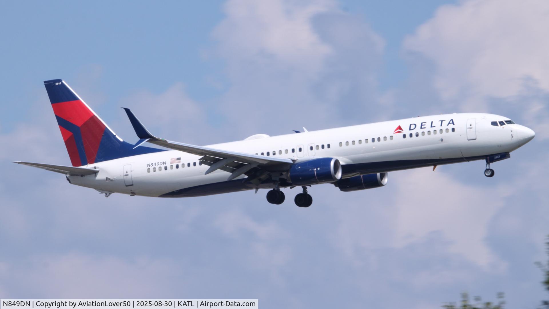N849DN, 2015 Boeing 737-932/ER C/N 31960, Delta 739