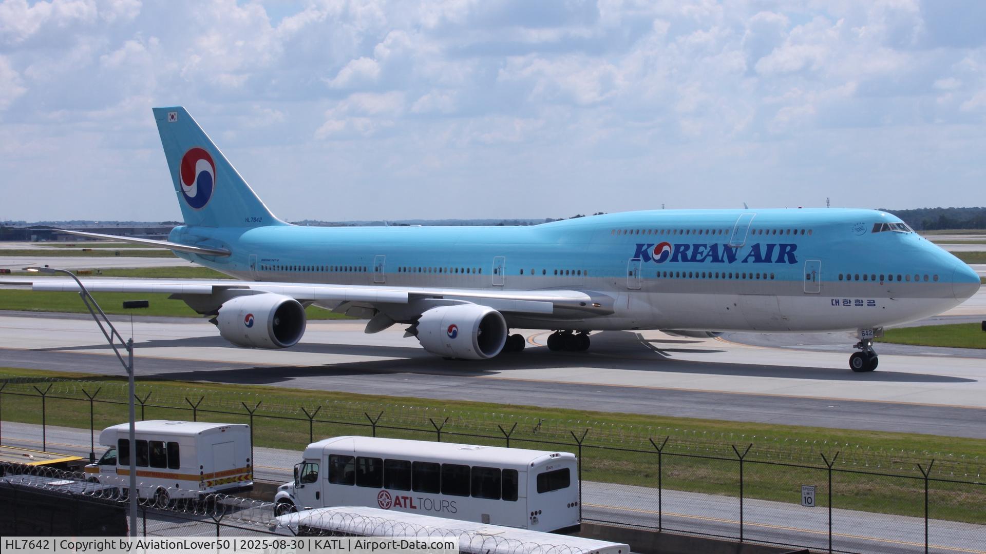 HL7642, 2017 Boeing 747-8 C/N 60409, Korean 748