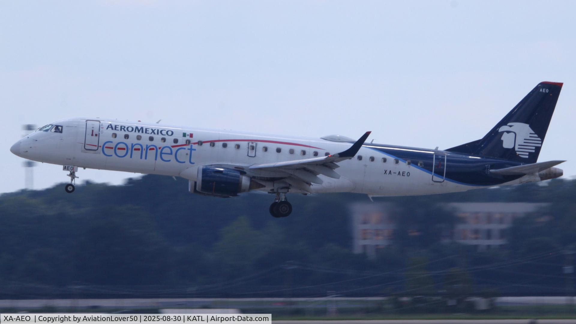 N844MH, 2002 Boeing 767-432/ER C/N 29717, Aeromexico Connect E190