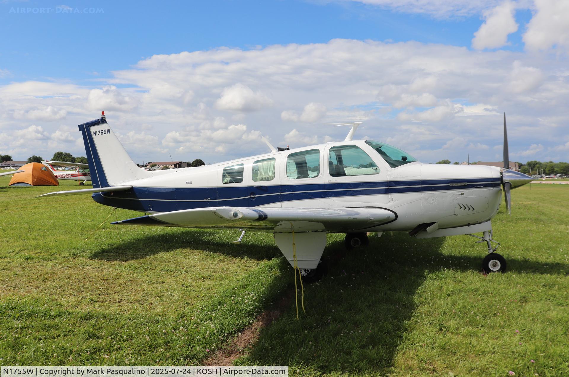 N1755W, 1972 Beech A36 Bonanza 36 C/N E-374, Beech A36