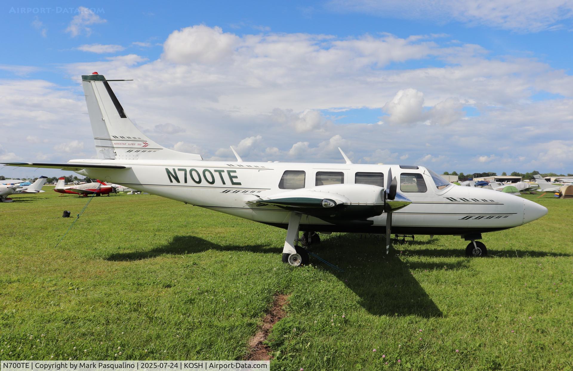 N700TE, 1982 Piper PA-60-602P Aerostar C/N 60-8265015, Piper PA-60-602P