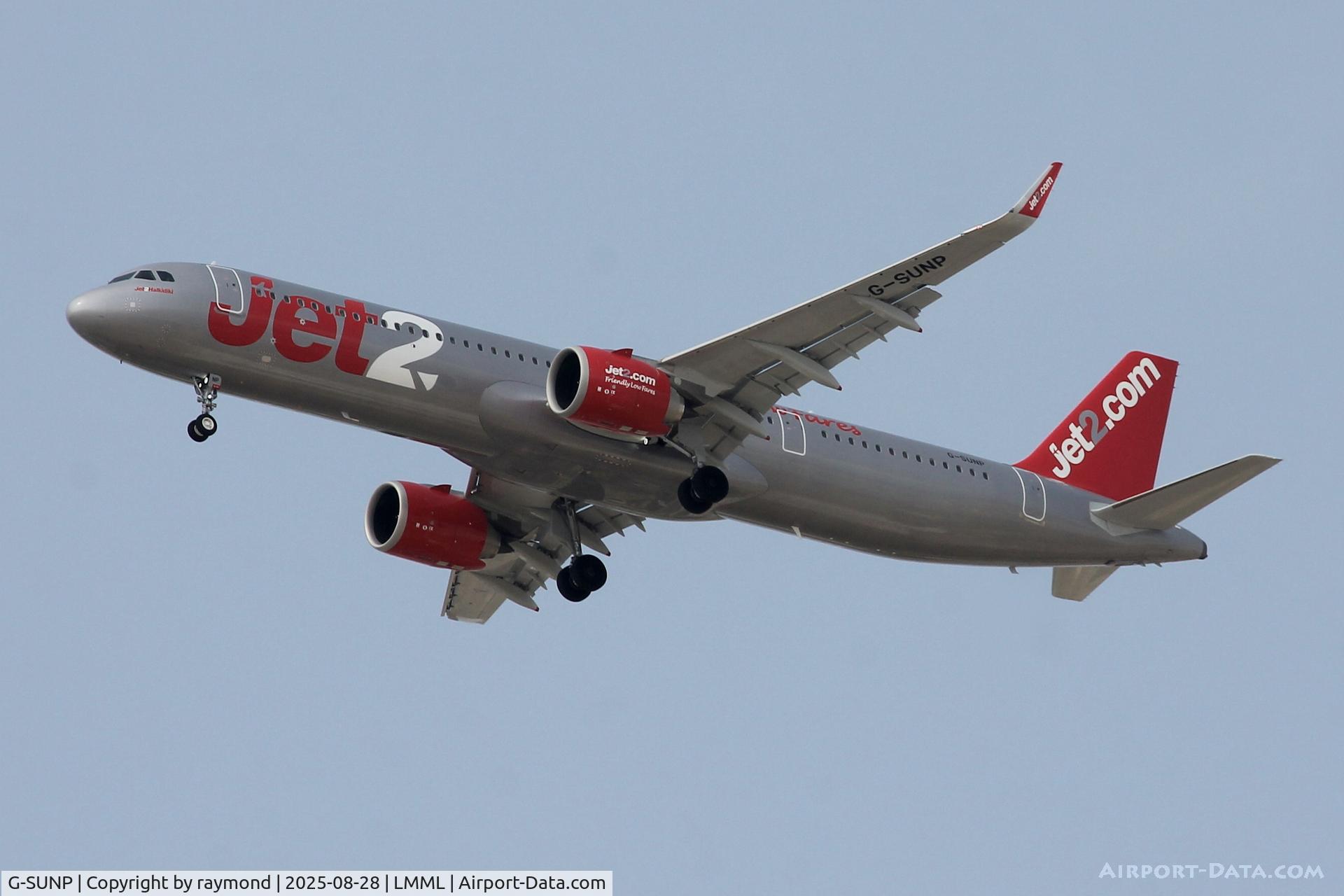 G-SUNP, Airbus A321-251 NX C/N 12599, Airbus A321-251NX reg G-SUNP of Jet2Com on approach to land in Malta.