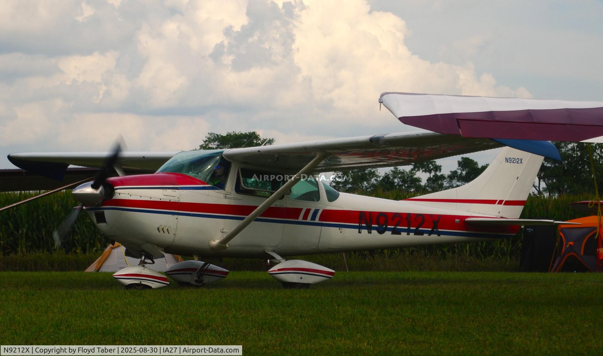 N9212X, 1961 Cessna 182E Skylane C/N 18253612, The Annual Blakesburg Iowa 2025 Fly In