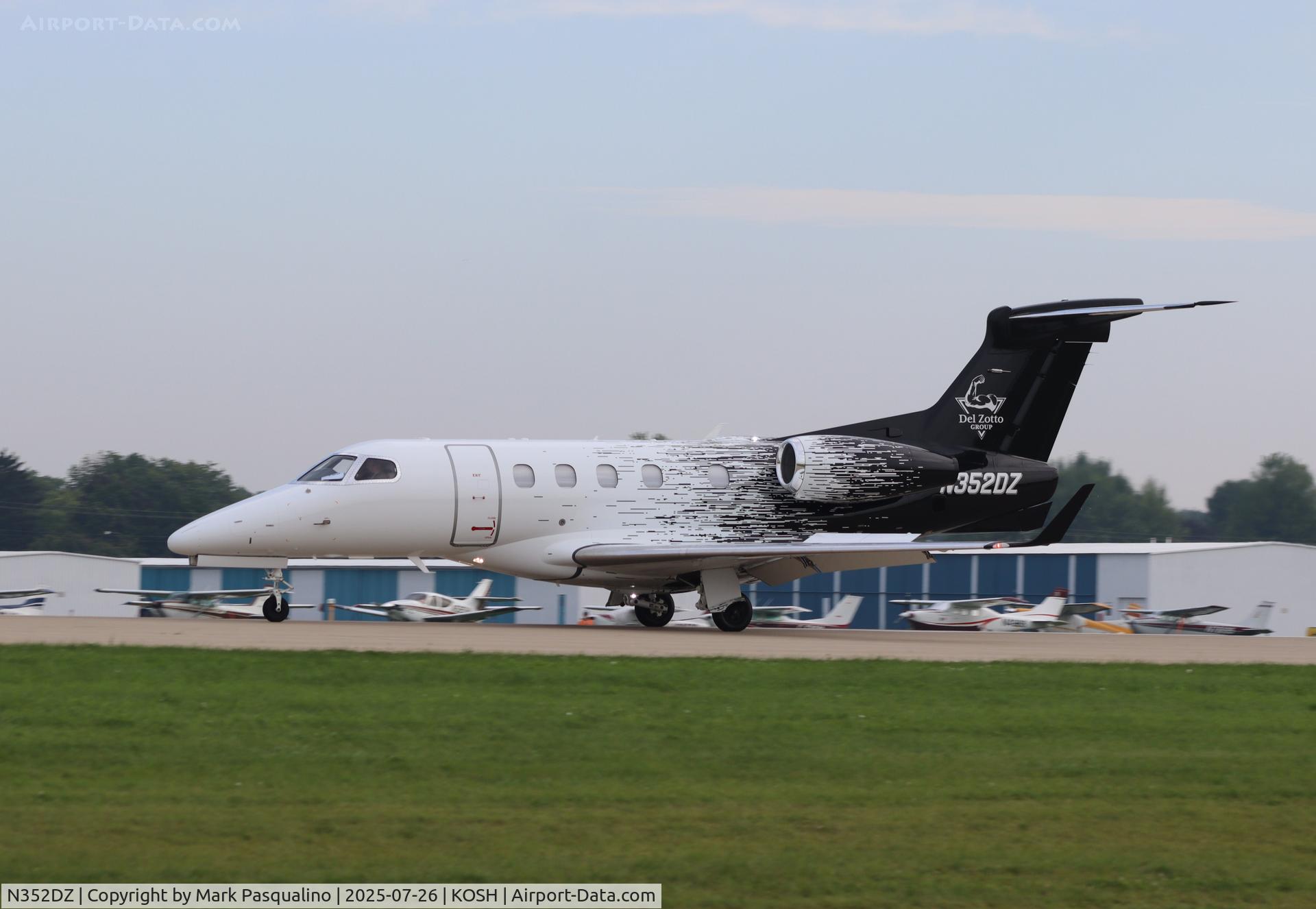 N352DZ, 2017 Embraer EMB-505 C/N 50500396, Embraer EMB-505