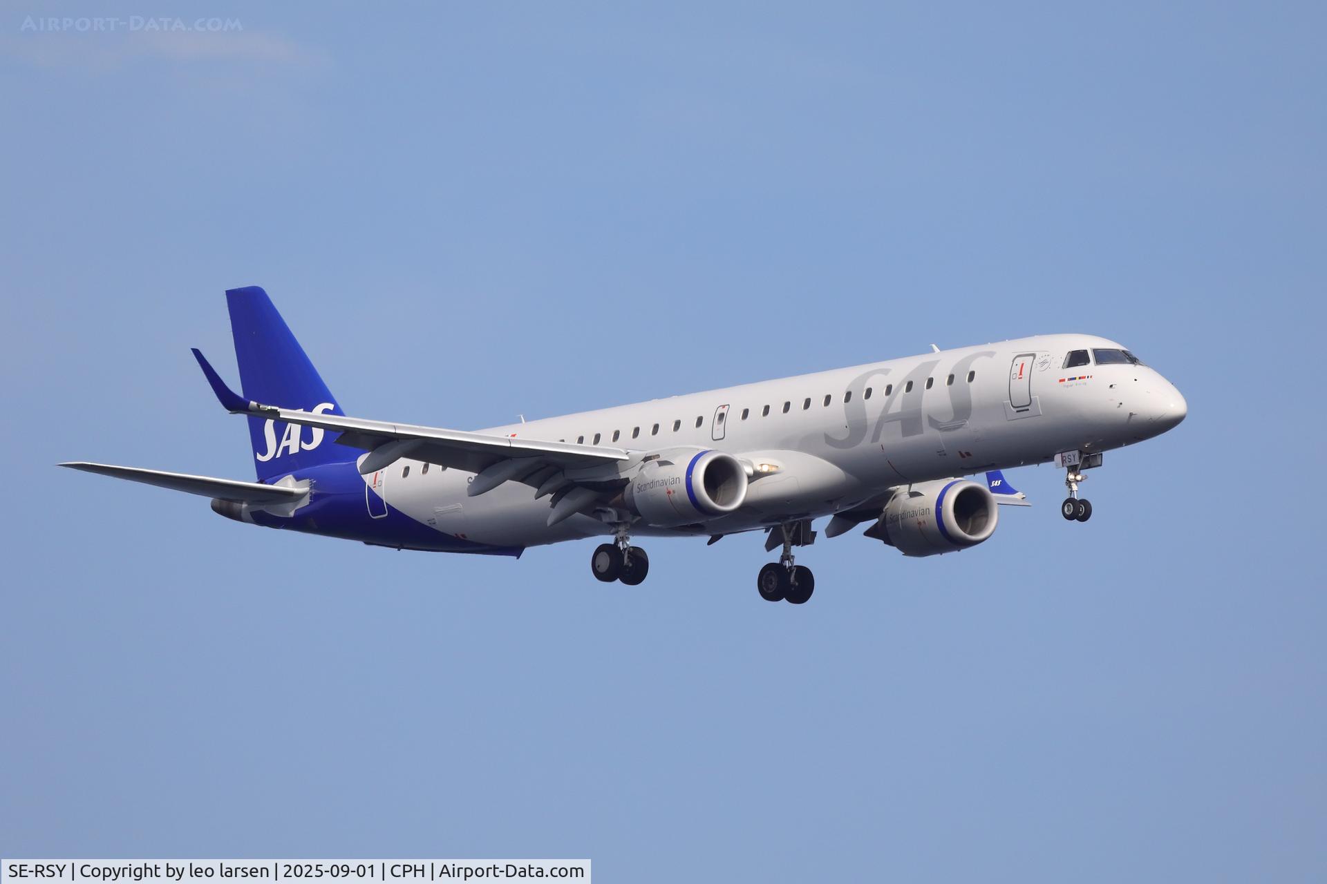 SE-RSY, 2017 Embraer ERJ 190-200LR(195LR) C/N 19000725, Copenhagen 1.9.2025
