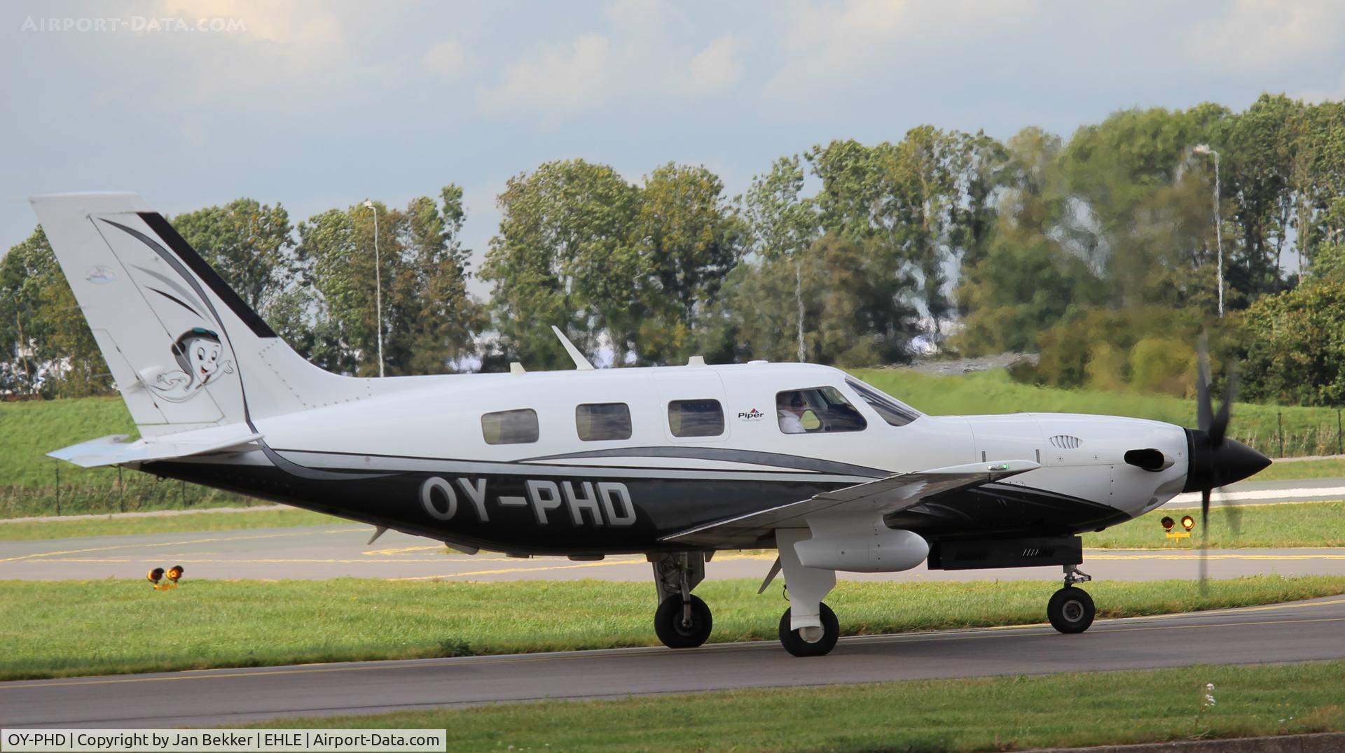 OY-PHD, 2004 Piper PA-46-500TP Malibu Meridian C/N 4697193, Lelystad Airport