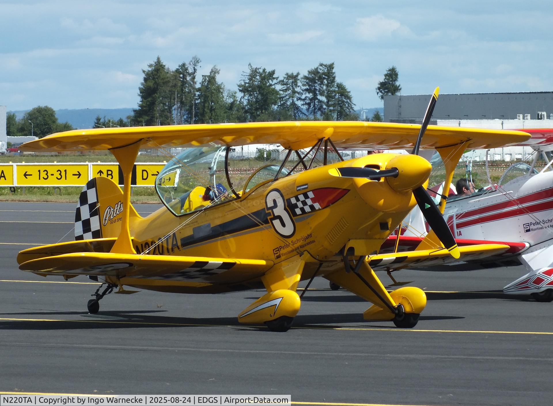 N220TA, 1988 Christen Pitts S-2B Special C/N 5134, Christen Pitts S-2B Special at the 2025 Flughafenfest (airport open day) at Siegerlandflughafen (Siegerland airport), Burbach
