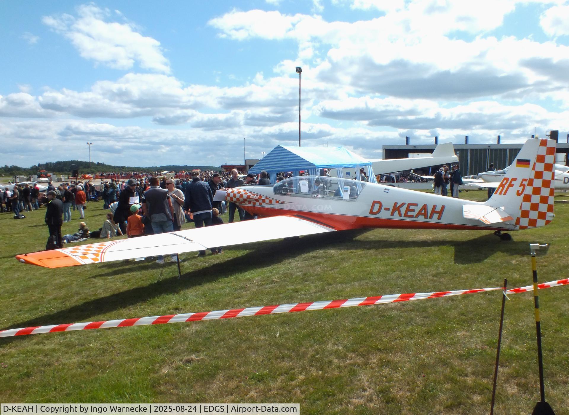 D-KEAH, Sportavia-Putzer RF-5 C/N 5110, Fournier (Sportavia-Pützer) R.F.5 at the 2025 Flughafenfest (airport open day) at Siegerlandflughafen (Siegerland airport), Burbach
