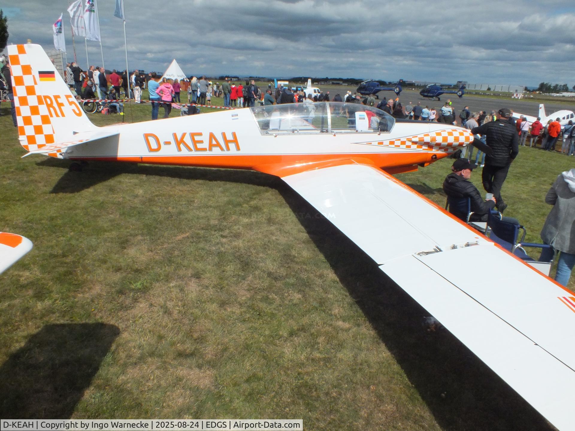 D-KEAH, Sportavia-Putzer RF-5 C/N 5110, Fournier (Sportavia-Pützer) R.F.5 at the 2025 Flughafenfest (airport open day) at Siegerlandflughafen (Siegerland airport), Burbach