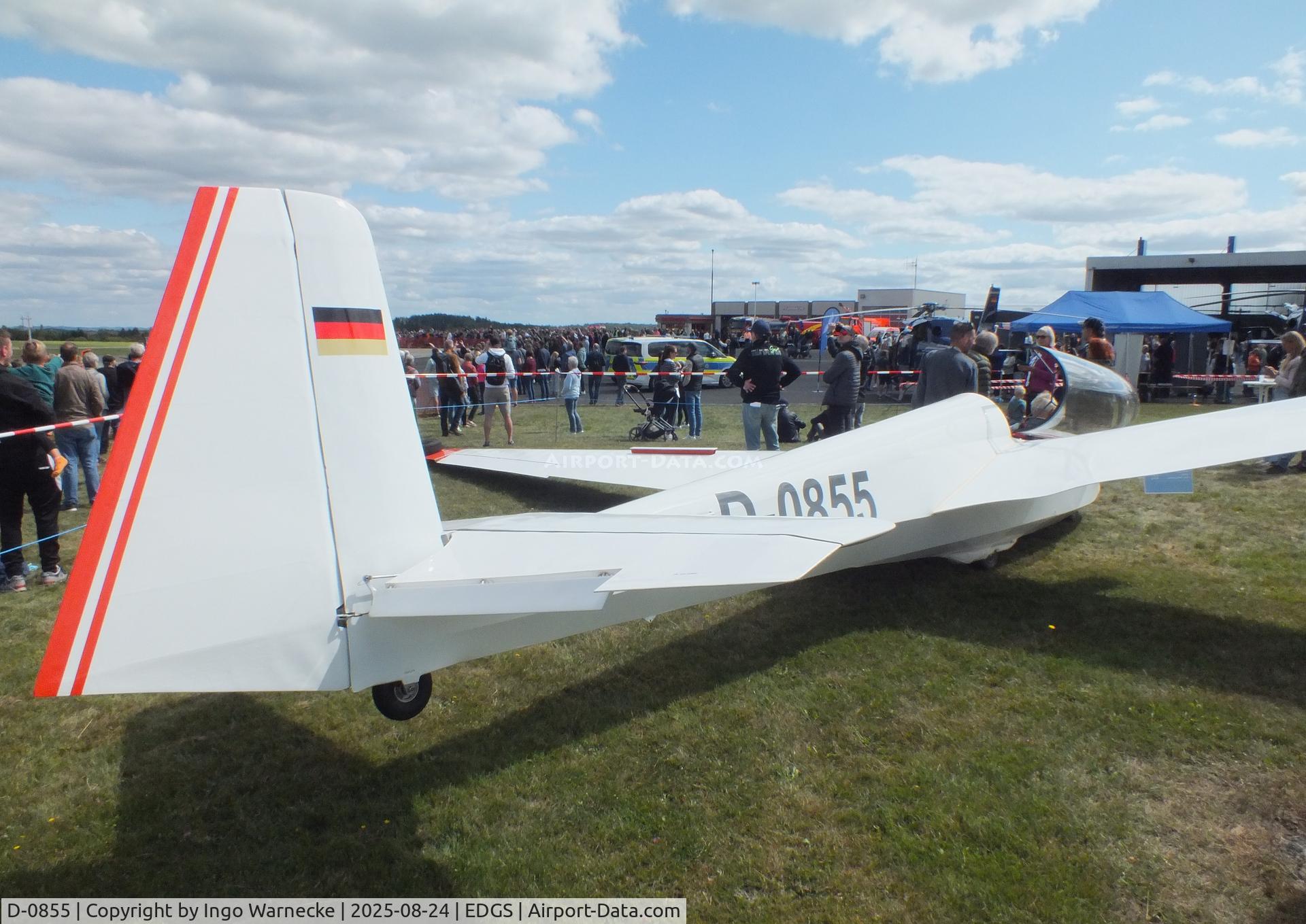 D-0855, 1972 Schleicher ASK-13 C/N 13362, Schleicher ASK-13 at the 2025 Flughafenfest (airport open day) at Siegerlandflughafen (Siegerland airport), Burbach