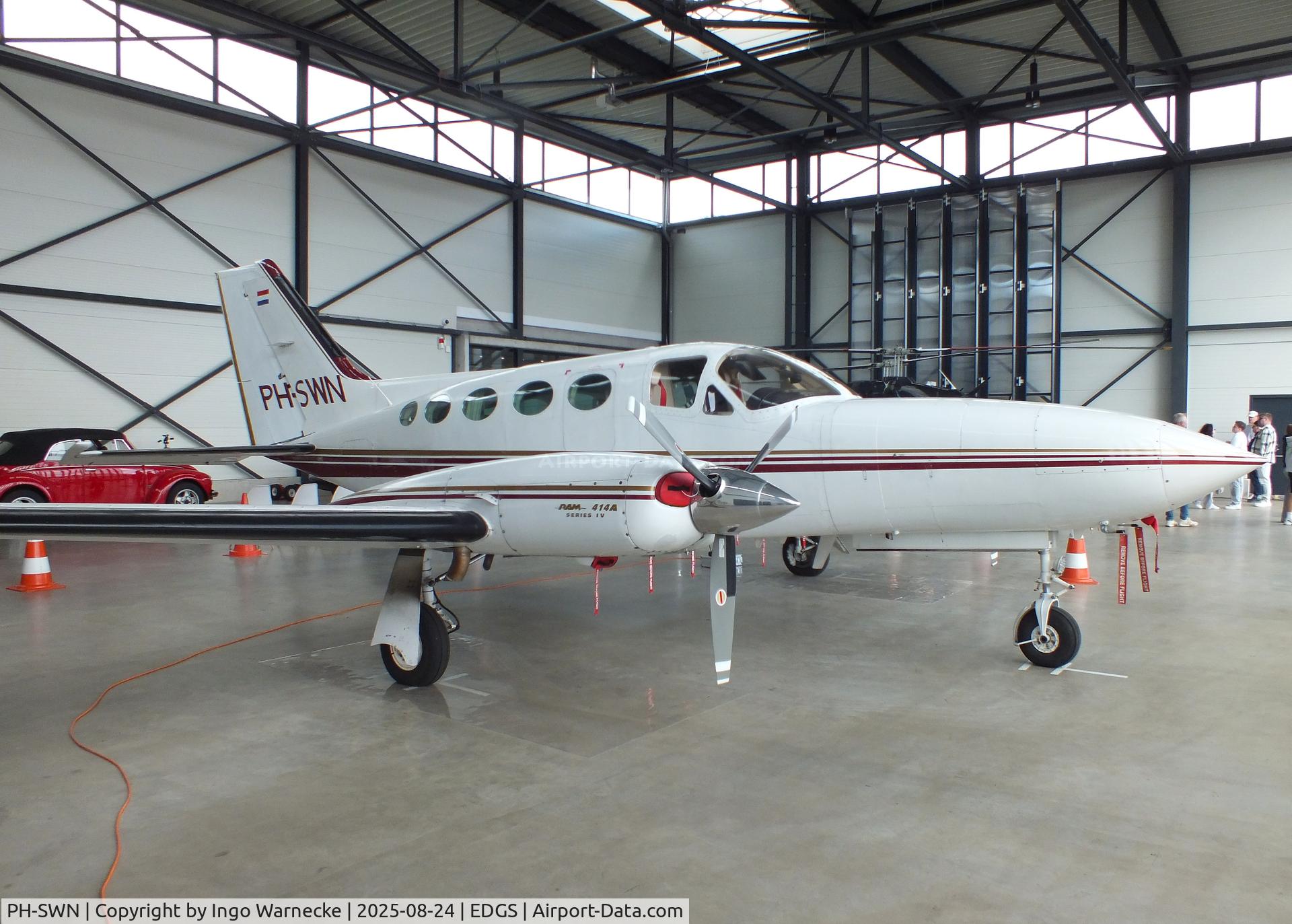 PH-SWN, 1979 Cessna 414A Chancellor C/N 414A0420, Cessna 414A Chancellor at the 2025 Flughafenfest (airport open day) at Siegerlandflughafen (Siegerland airport), Burbach