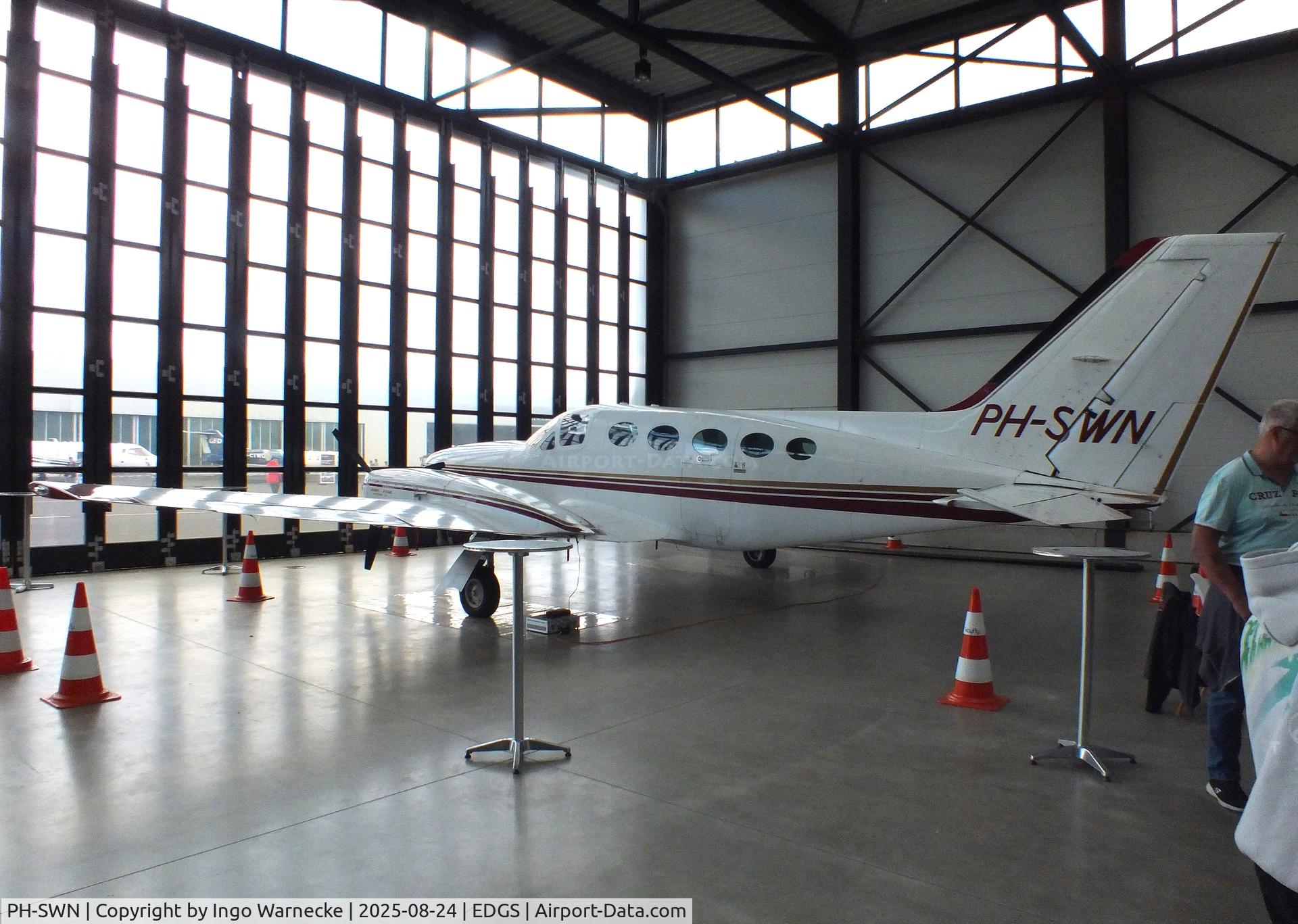 PH-SWN, 1979 Cessna 414A Chancellor C/N 414A0420, Cessna 414A Chancellor at the 2025 Flughafenfest (airport open day) at Siegerlandflughafen (Siegerland airport), Burbach