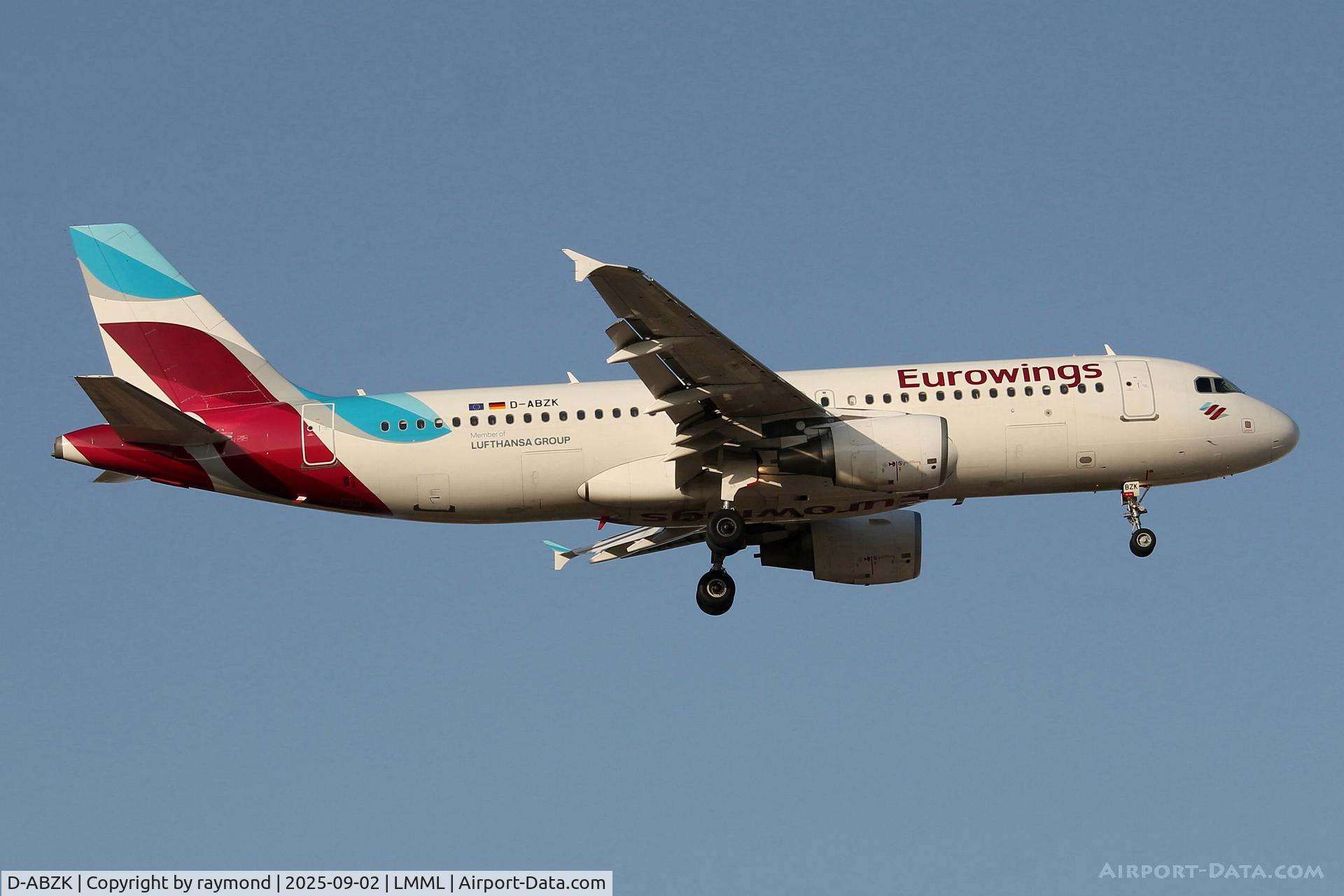 D-ABZK, 2007 Airbus A320-216 C/N 3213, Airbus A320-216 reg D-ABZK of Eurowings on final approach for RW31 landing in Malta.