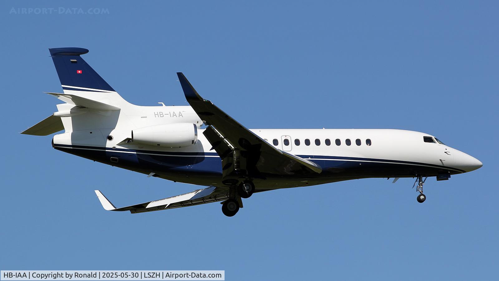 HB-IAA, 2013 Dassault Falcon 7X C/N 224, at zrh