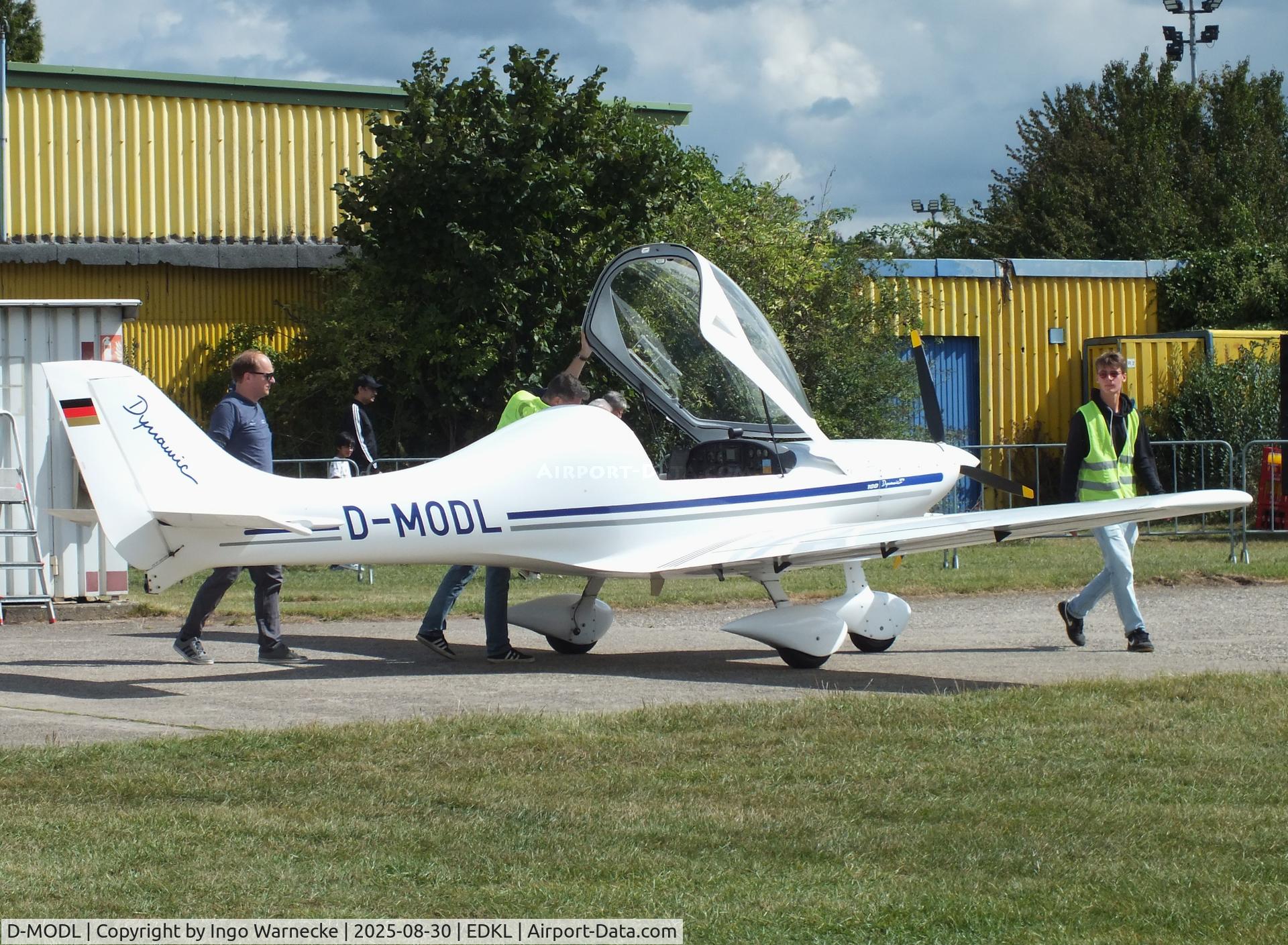 D-MODL, Aerospool WT-9 Dynamic C/N Not found D-MODL, Aerospool WT-9 Dynamic at the 2025 Flugplatzfest Leverkusen airfield display