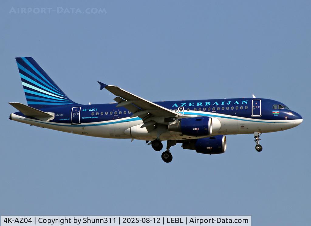 4K-AZ04, 2005 Airbus A319-111 C/N 2588, Landing rwy 06L