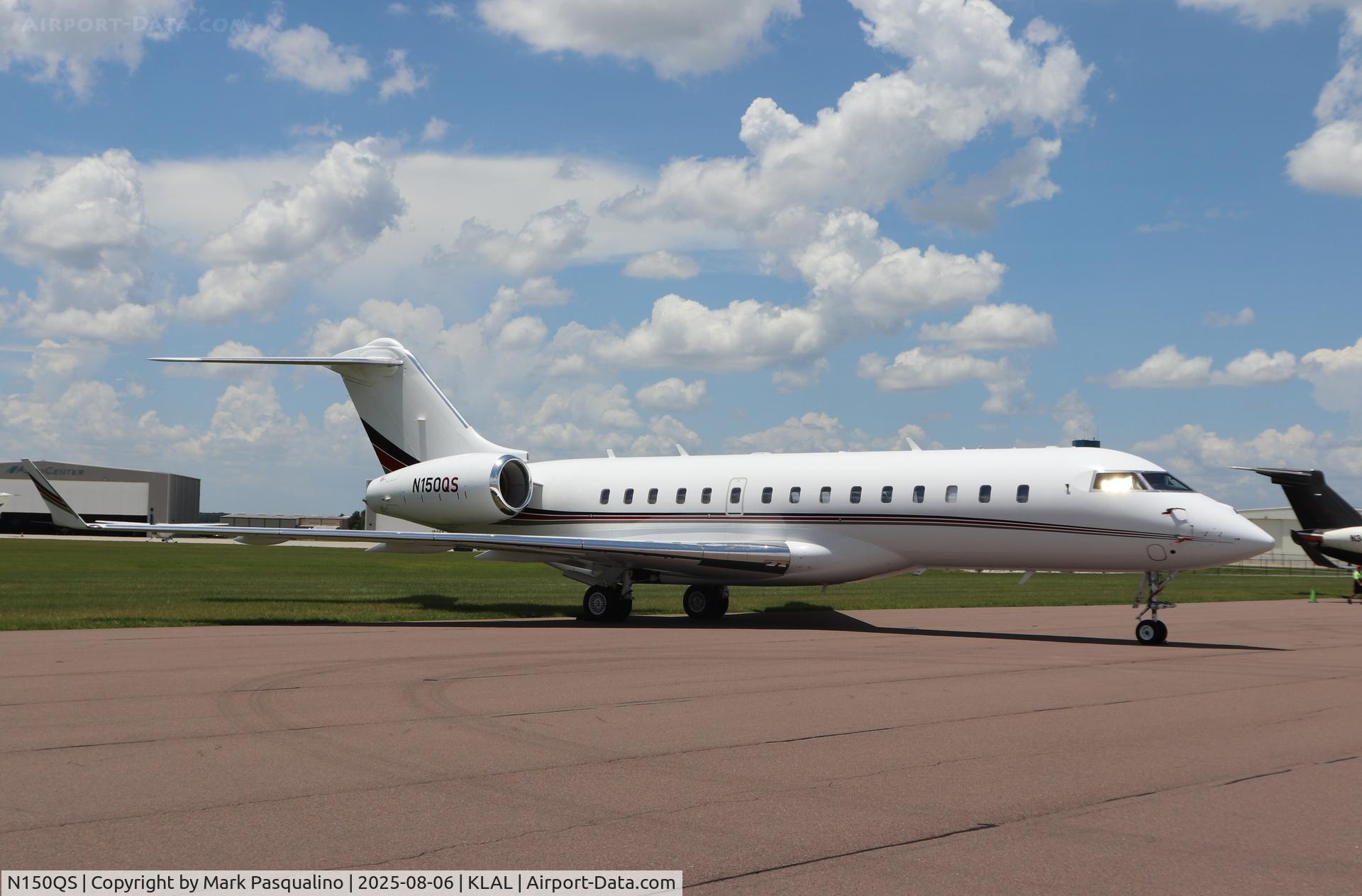 N150QS, 2014 Bombardier BD-700-1A10 Global 6000 C/N 9657, Global 6000