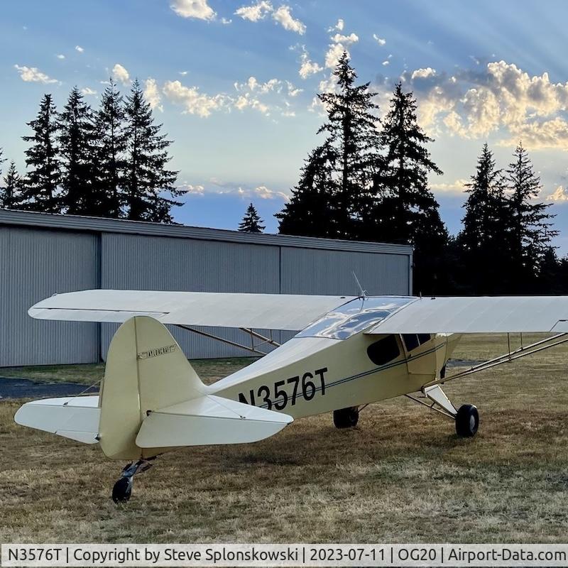 N3576T, 1975 Taylorcraft F-19 Sportsman C/N F-042, Ready for a pretty morning flight