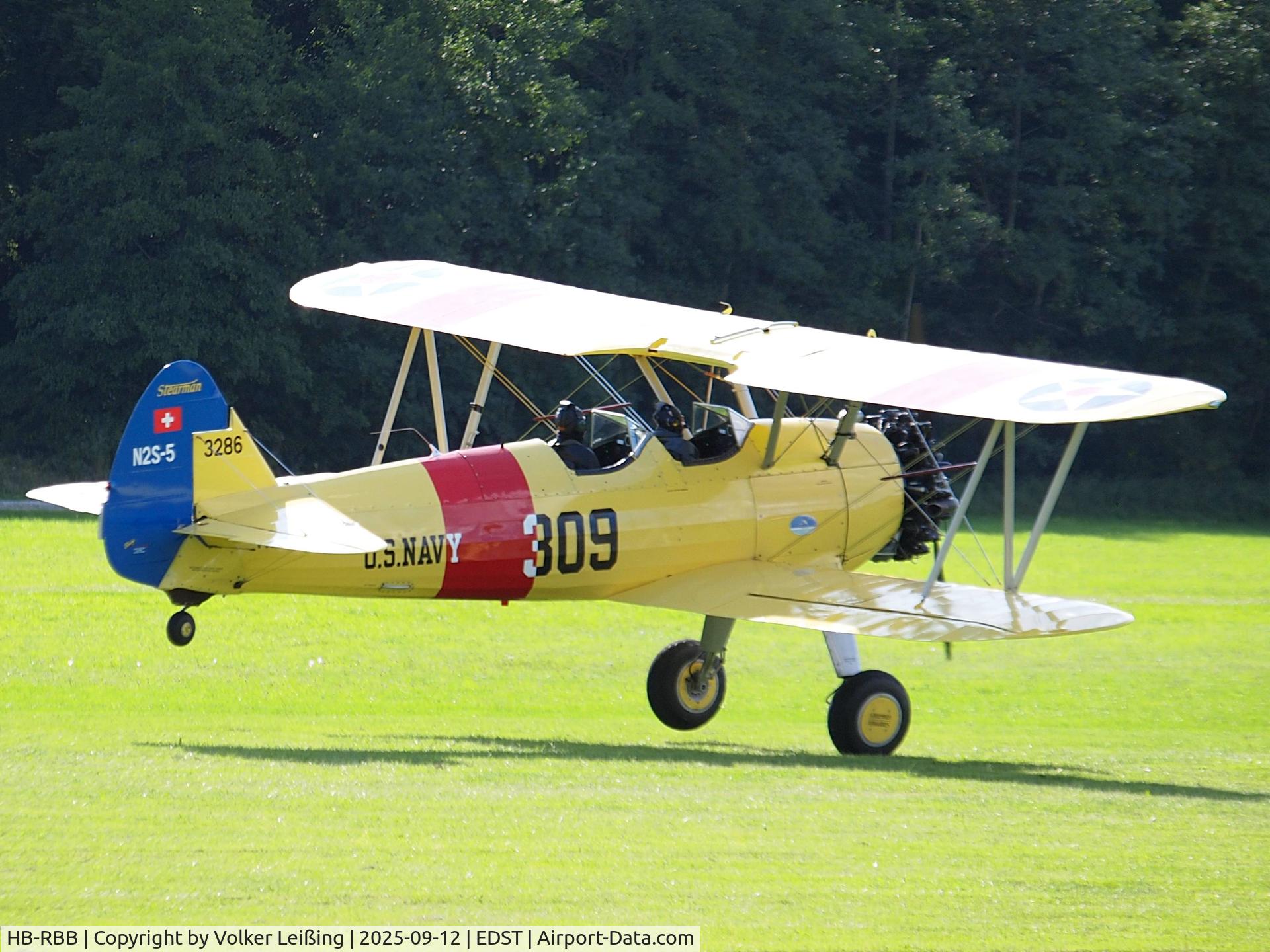 HB-RBB, 1941 Boeing A75N1 C/N 28011, Landing at 20th OTT Hahnweide 2025 HB-RBB, 1941 Boeing A75N1 C/N 28011, Landing at 20th OTT Hahnweide 2025