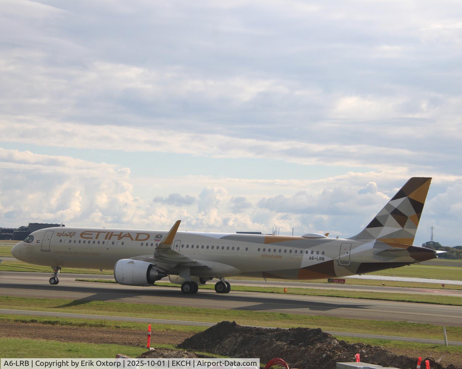 A6-LRB, 2025 Airbus A321-251NX/LR C/N 12592, A6-LRB landed rw 04L