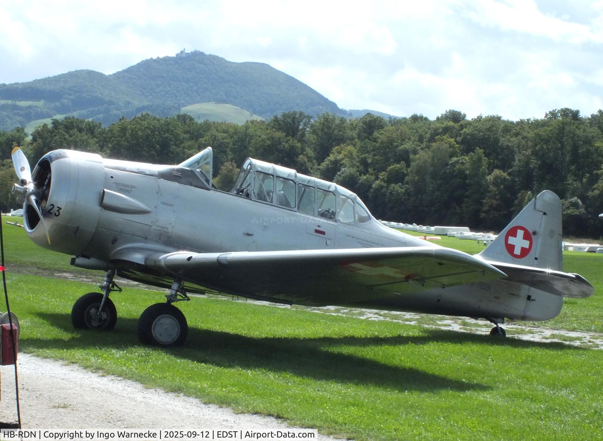 HB-RDN, 1942 Noorduyn AT-16 Harvard IIB C/N 14-201, North American (Noorduyn) T-6 / AT-16 Harvard II B at the 2025 Hahnweide Fly-in, Kirchheim unter Teck airfield