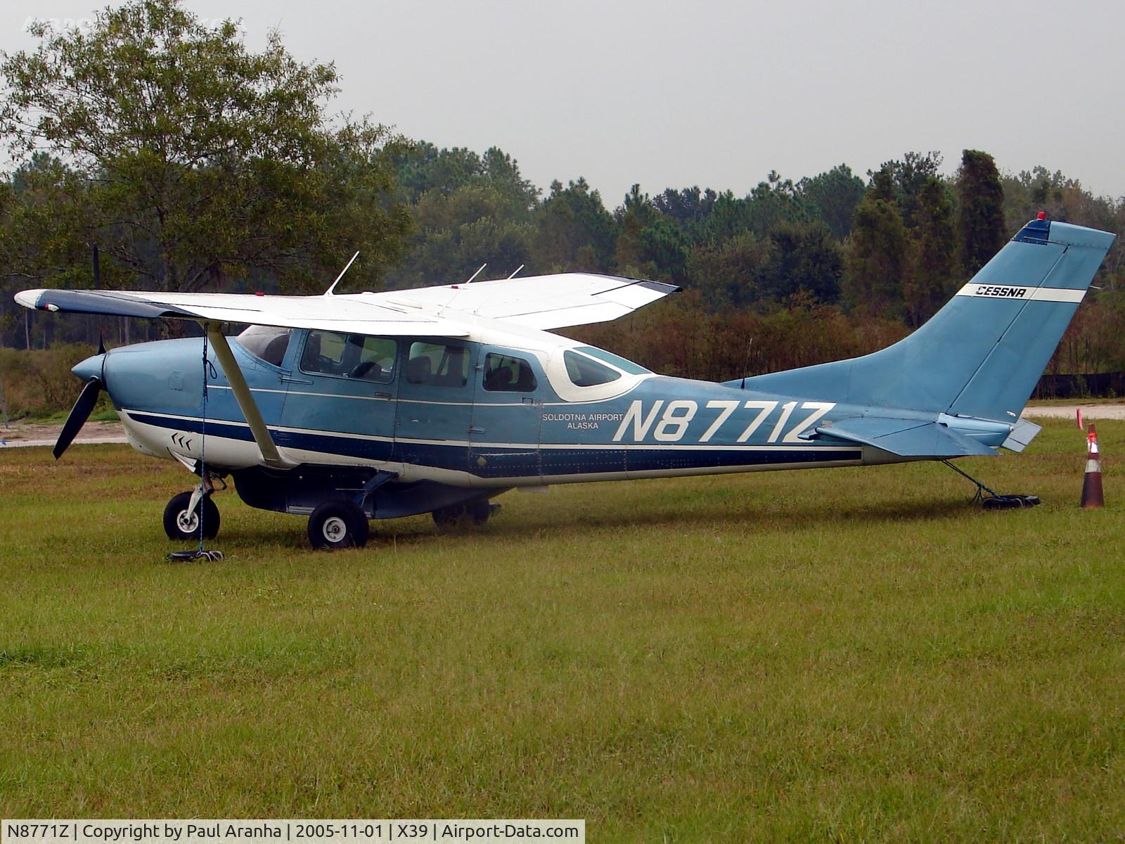 N8771Z, 1969 Cessna P206D Super Skylane C/N P206-0571, Taken at Tampa North Aero Park