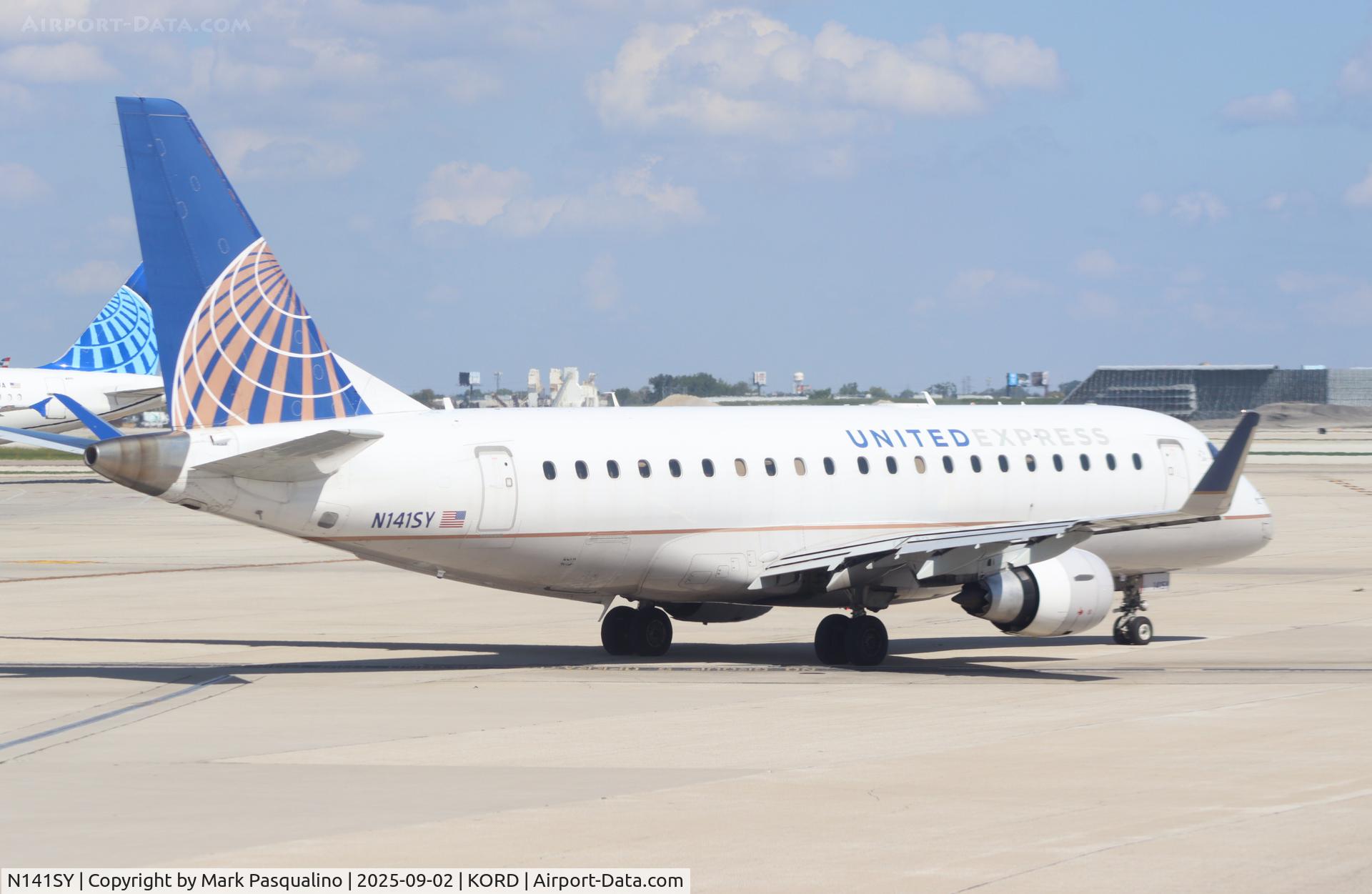 N141SY, 2015 Embraer 175LR (ERJ-170-200LR) C/N 17000472, ERJ-170-200LR N141SY, 2015 Embraer 175LR (ERJ-170-200LR) C/N 17000472, ERJ-170-200LR