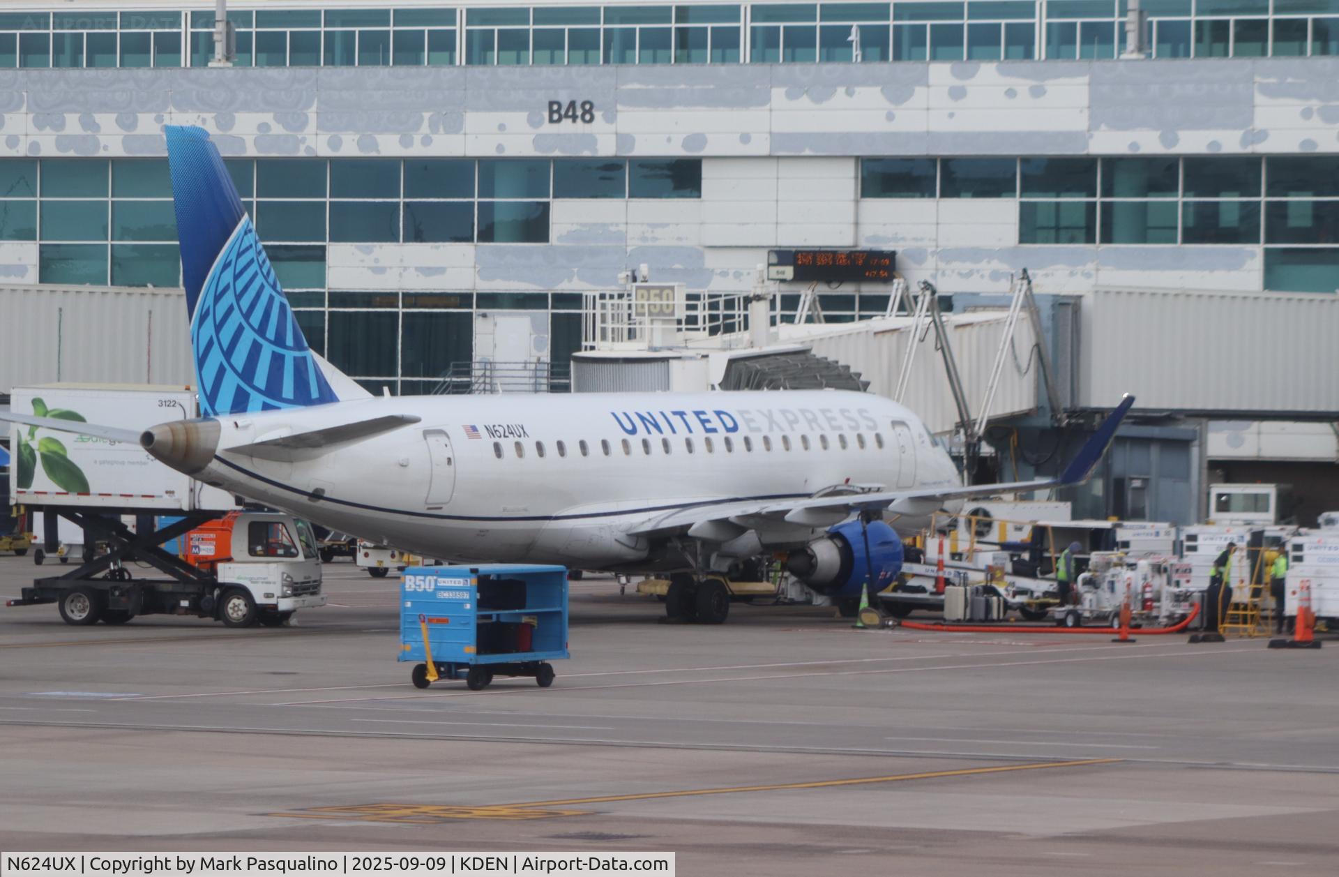 N624UX, 2019 Embraer ERJ-170-200LR C/N 17000831, ERJ-170-200LR