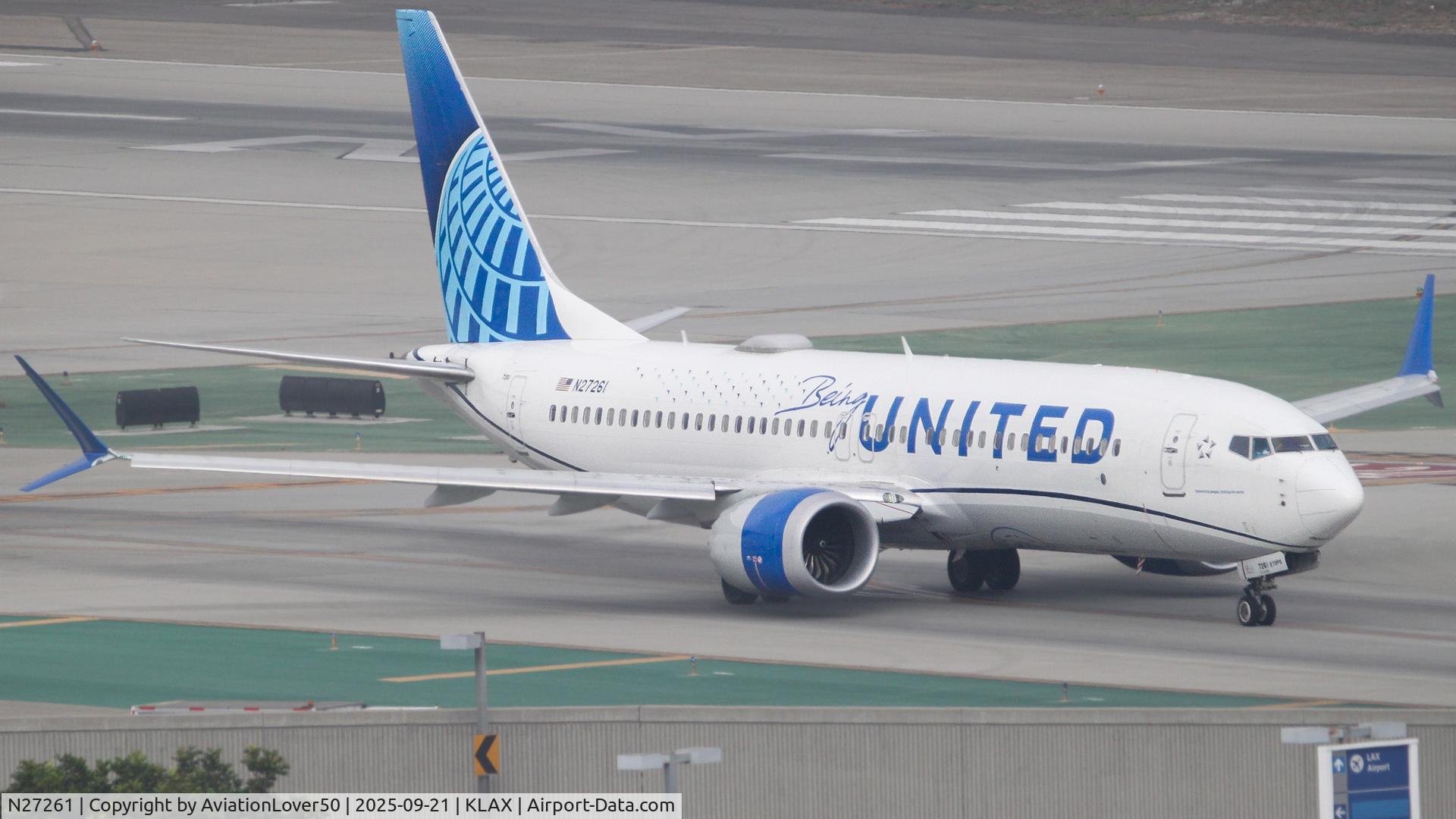 N27261, 2021 Boeing 737-8 MAX C/N 43464, United Being United/United Together MAX 8