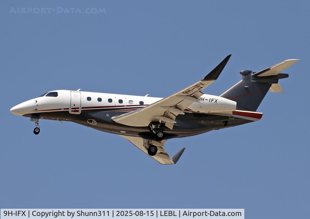 9H-IFX, 2019 Embraer EMB-550 Praetor 600 C/N 55020122, Landing rwy 24R