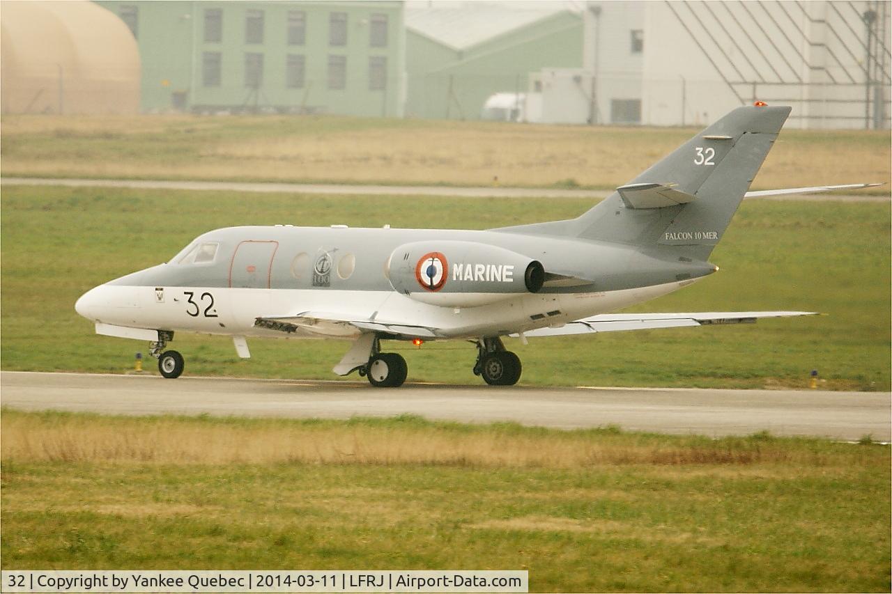 32, 1974 Dassault Falcon 10MER C/N 32, Landivisiau Naval Air Base (LFRJ)