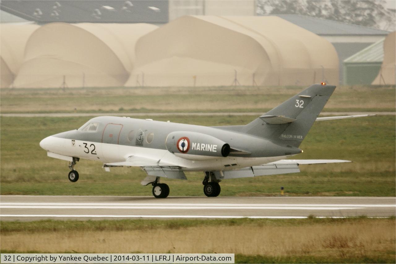 32, 1974 Dassault Falcon 10MER C/N 32, Dassault Falcon 10 MER, Landivisiau Naval Air Base (LFRJ)