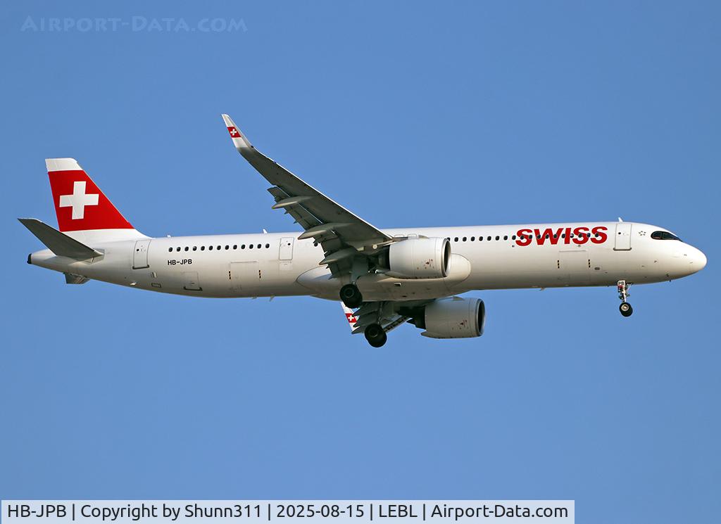 HB-JPB, 2020 Airbus A321-271NX C/N 10115, Landing rwy 24R